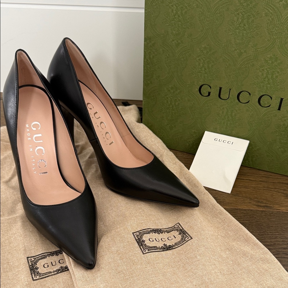 Gucci black leather malaga kid pumps
